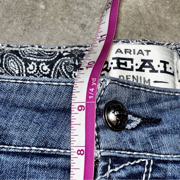 Ariat R.E.A.L. Rainstorm Straight Leg Jeans - Picture 13 of 15